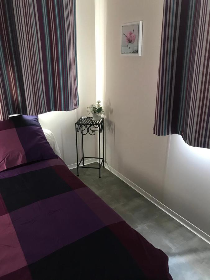 Mobilhome En Face Des Plages Hyères Dış mekan fotoğraf